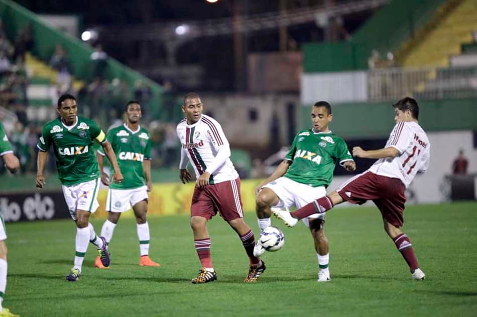 Fluminense x Chapecoense; prováveis times, desfalques, onde ver e palpites