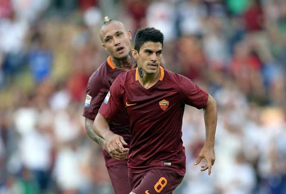 Diego Perotti não alimenta possibilidade de usar número histórico da Roma