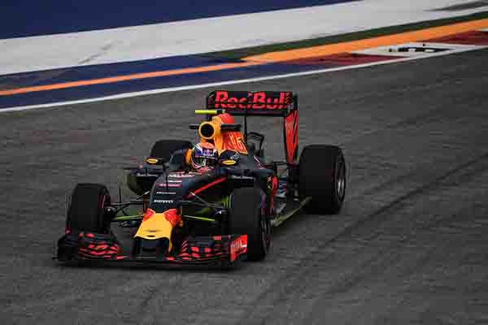 Max Verstappen fecha o primeiro treino livre na frente, em Cingapura