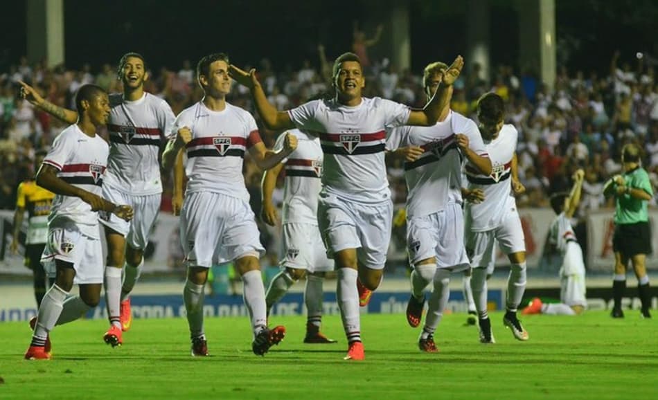 Vasco contrata jovem atacante que estava no São Paulo