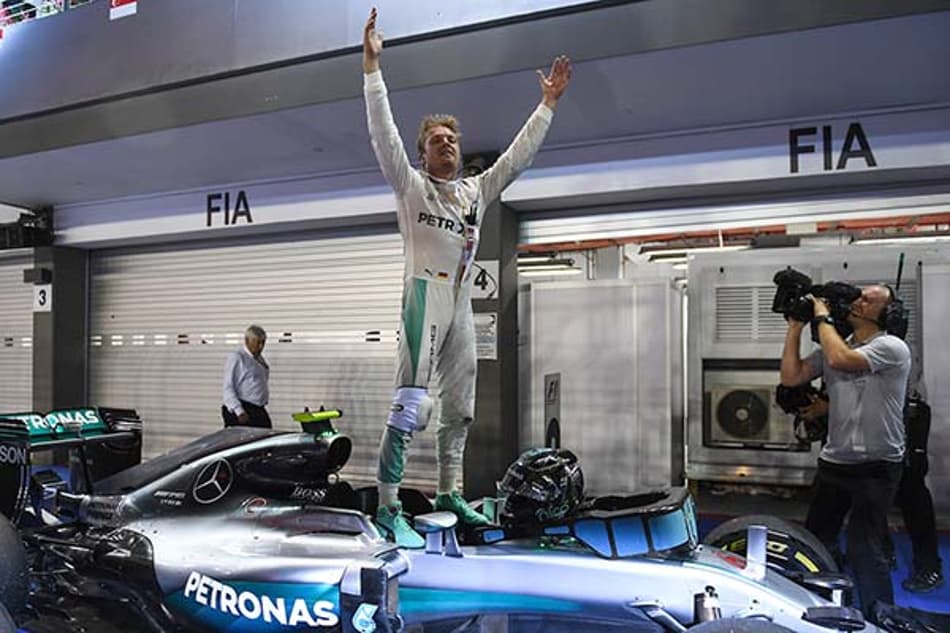 Rosberg vence de ponta a ponta e reassume a liderança do campeonato