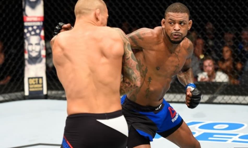 Johnson arrasa Poirier no UFC; Cara de Sapato e Roan Jucão vencem