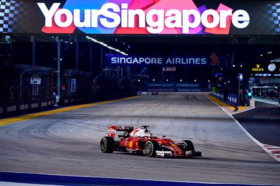 Em Cingapura, Vettel faz corrida de recuperação para terminar em quinto