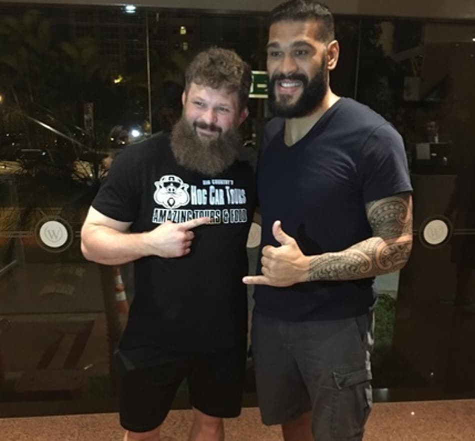 Pezão encontra Nelson em clima amistoso: 'Oponentes, não inimigos'