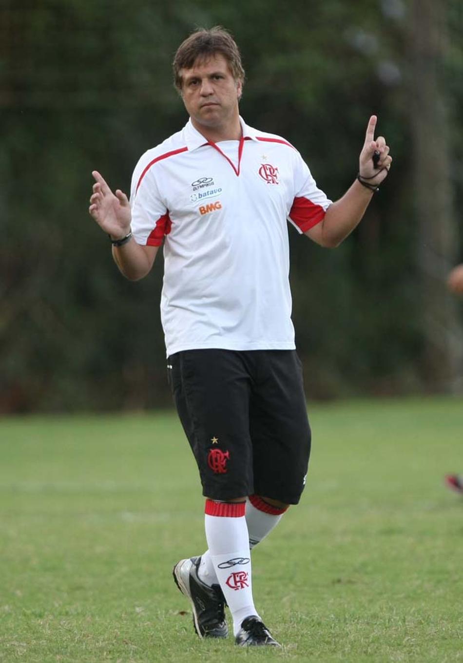 Técnico ex-Fla assume o comando doAl Nassr, da Arábia Saudita