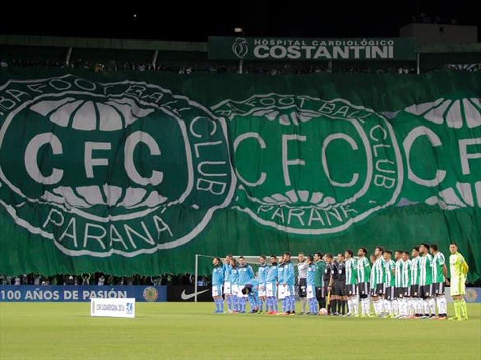 Carpegiani admite que Coritiba sentiu a pressão da torcida diante do Belgrano