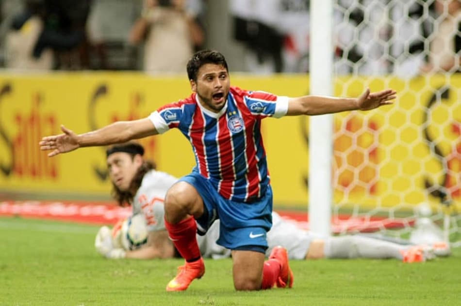Primo de Messi, Maxi Biancucchi jogou pelo Flamengo, Vitória e Bahia. Atualmente está no Olimpia do Paraguai