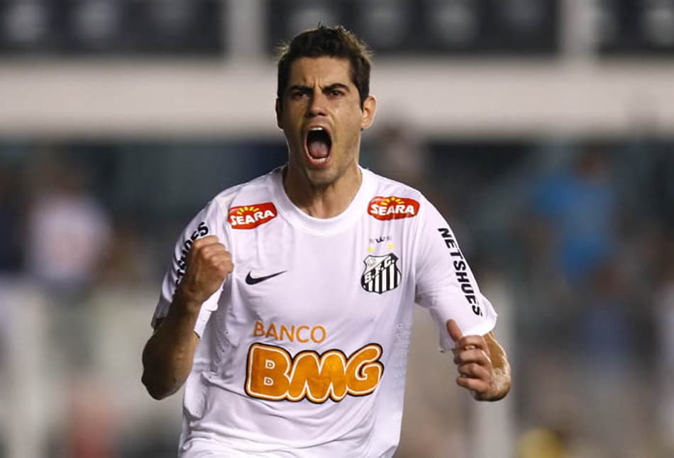 Ex-Santos e Grêmio, atacante vai jogar na quarta divisão da Argentina