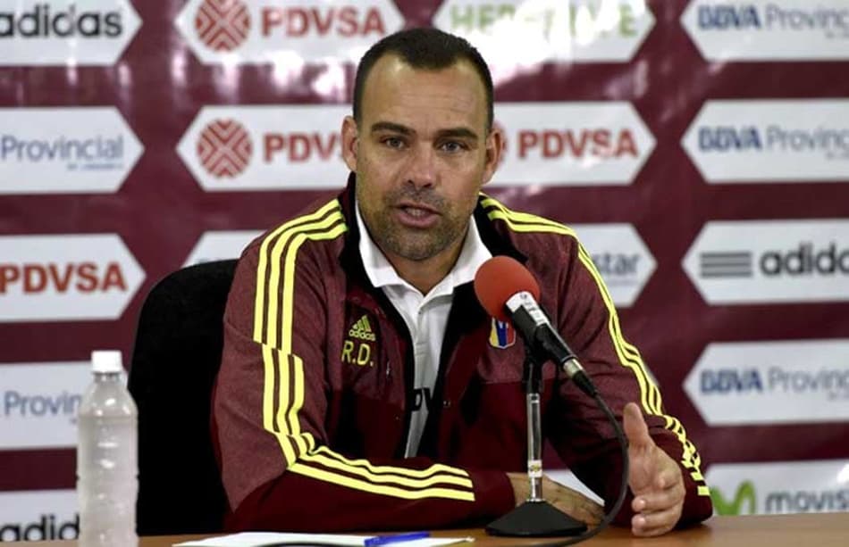Rafael Dudamel inicia preparação da Venezuela para o Mundial Sub-20