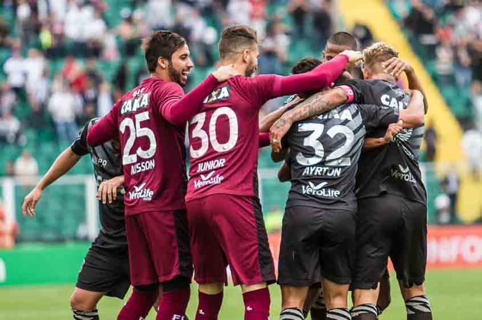 Com gol-relâmpago e Lins brilhando, Figueira afunda o Santa Cruz no Z4