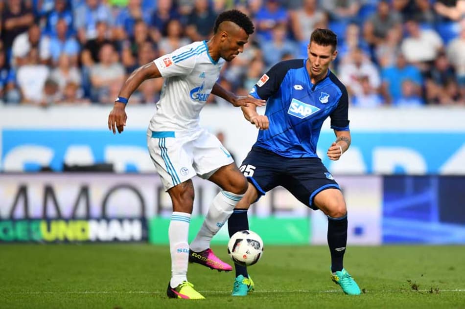 Schalke 04 perde para o Hoffenheim e se afunda na lanterna do Alemão