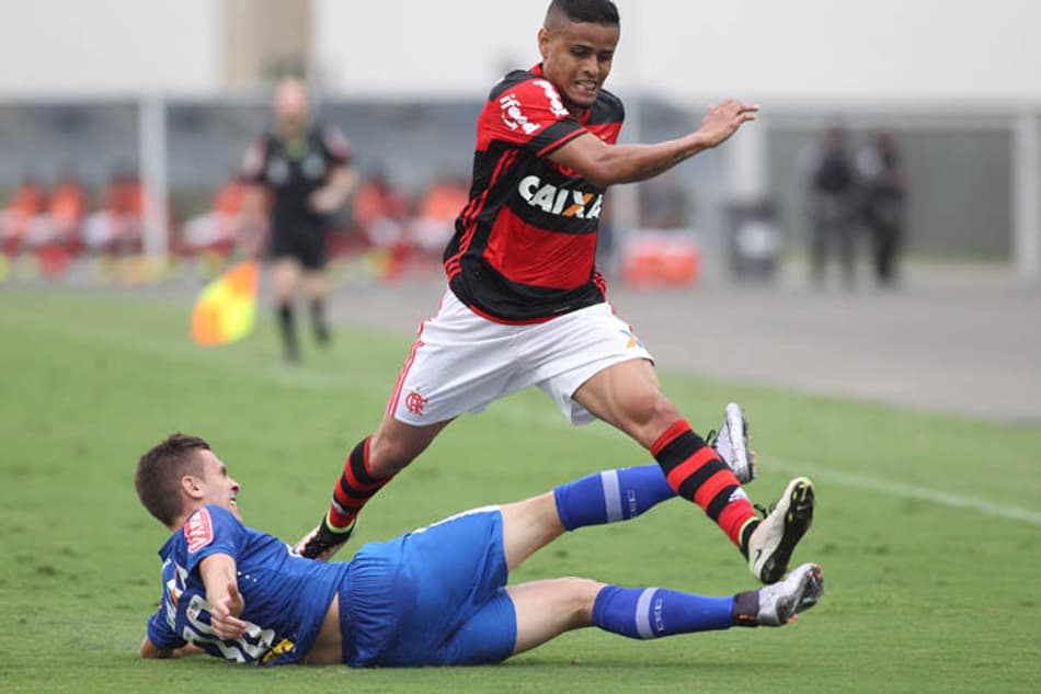 Cruzeiro x Flamengo: prováveis times, onde ver, desfalques e palpites