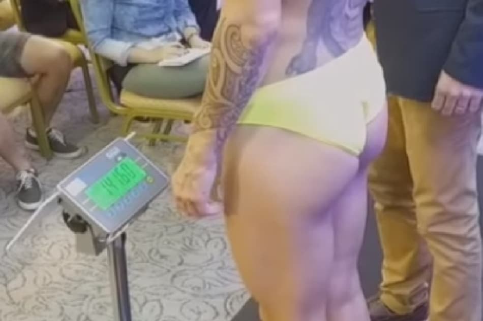 Vídeo mostra que Cris Cyborg passou do limite em pesagem do UFC Brasília