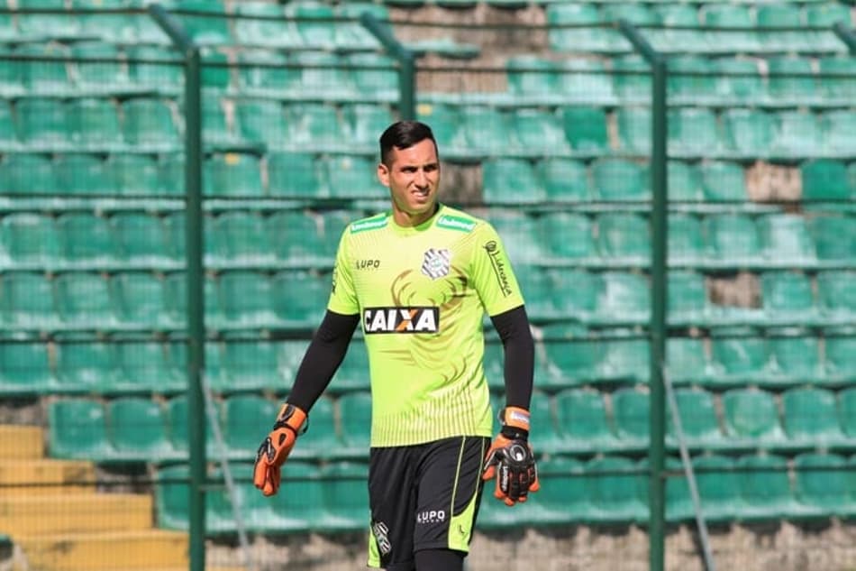 Gatito é convocado para seleção paraguaia e vira dúvida no Figueira