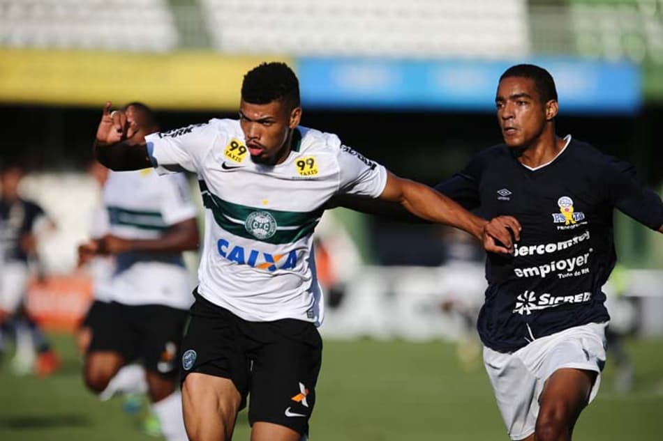 Novo reforço do Palmeiras, Juninho liderou duas estatísticas no Brasileirão 2016