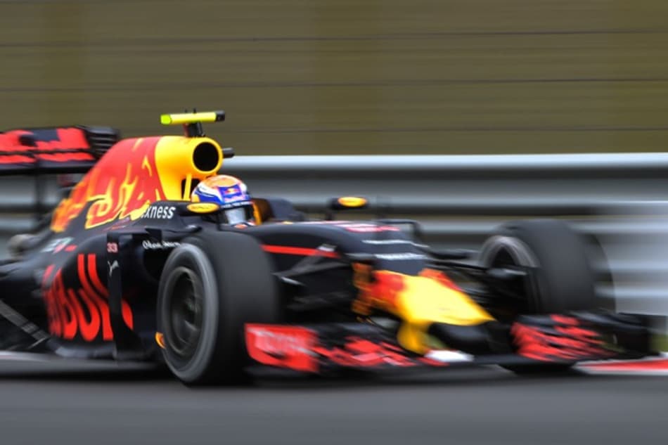 Verstappen: "Estamos muito perto da Mercedes"