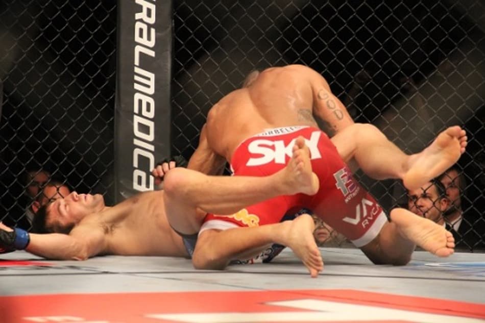 Aqueça para o UFC 204 com 8 vitórias de Belfort no primeiro round