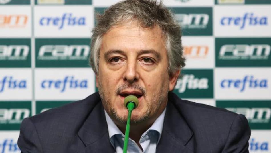 TEMPO REAL! Paulo Nobre solta o verbo ao falar do Fla-Flu. Siga