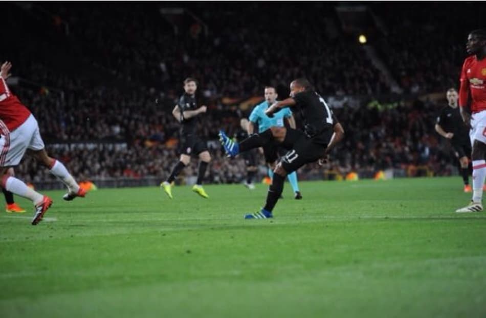 Paulinho, atacante do Zorya, entrou no segundo tempo da partida diante do Manchester United
