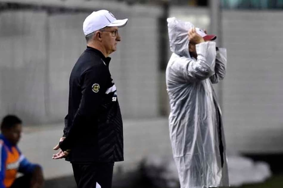 Dorival elogia Peixe em 'decisão', mas não vê vaga certa na Libertadores