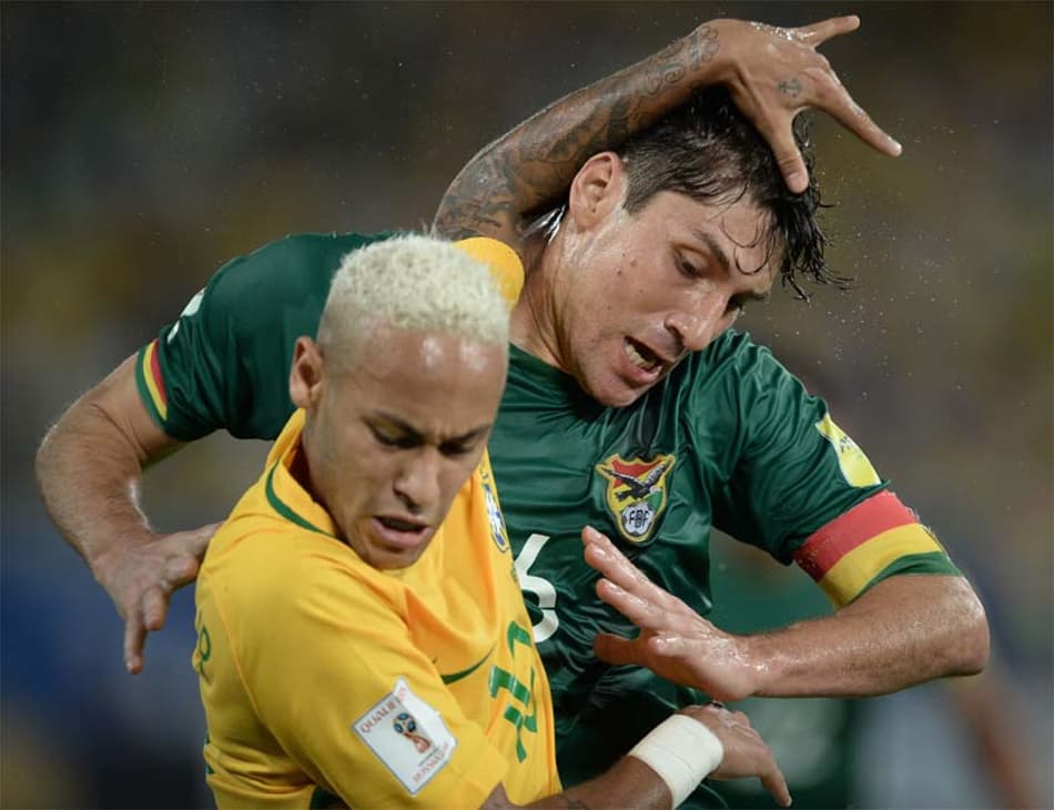 Neymar ultrapassa Zico no ranking de artilheiros da Seleção Brasileira