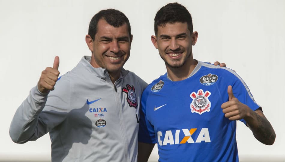 Aluno da ‘escolinha’ de Carille, Pedro Henrique busca se firmar no Timão