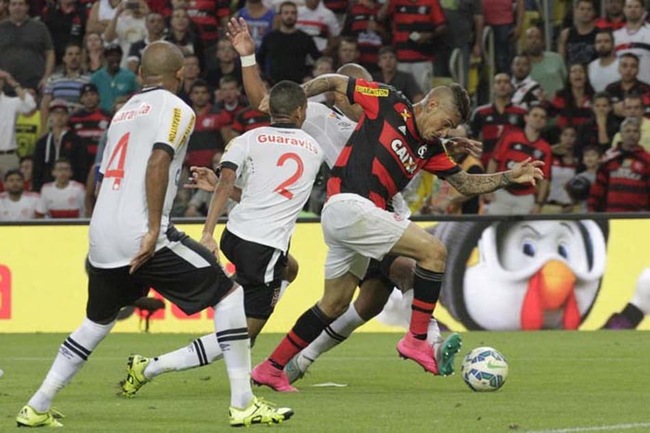 Relembre altos e baixos de Jorginho no comando do Vasco