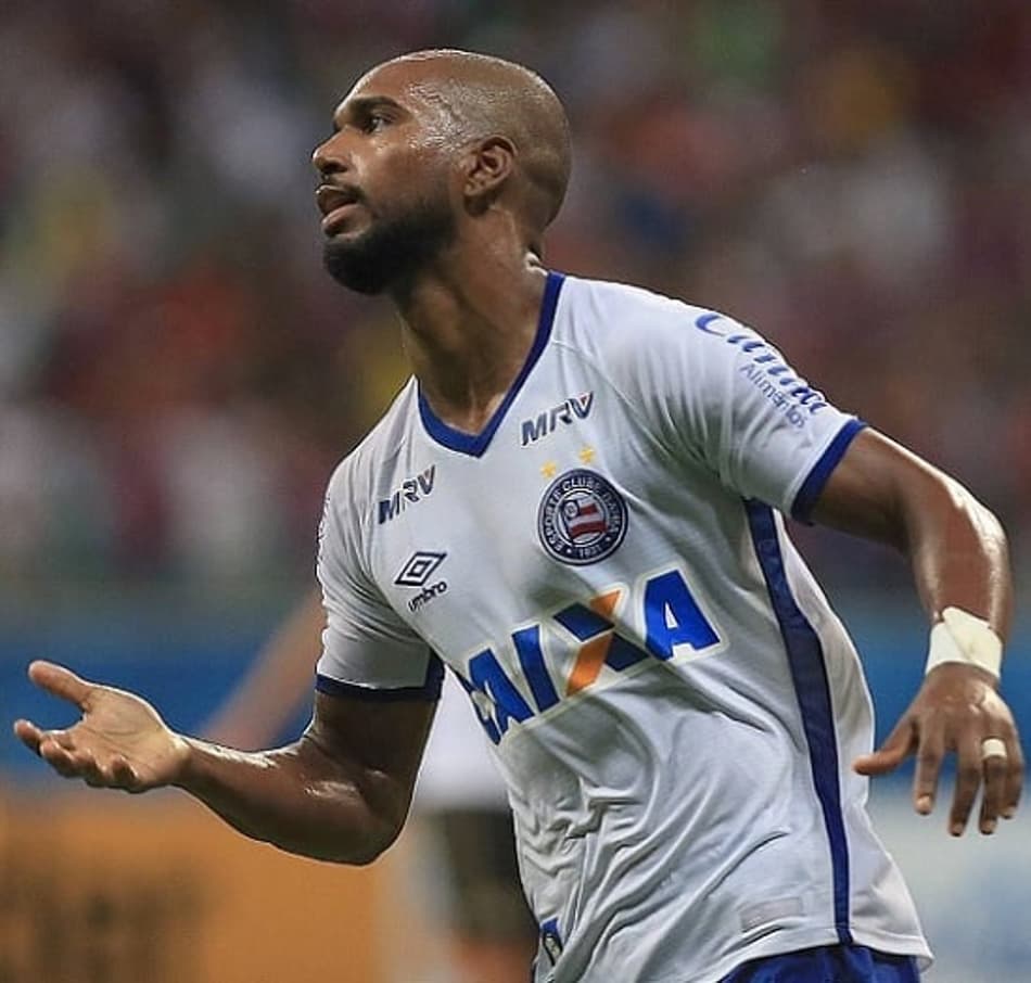 Após quase 13 anos de Flamengo, Luiz Antonio alça voo fora da Gávea e quer levar Bahia de volta à Série A