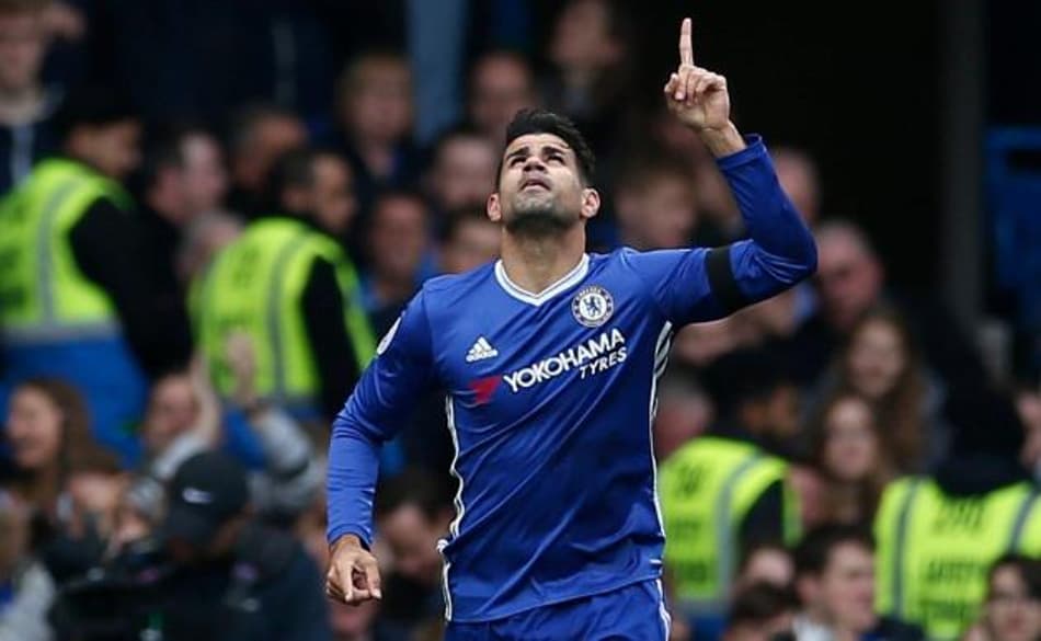 Chelsea goleia o Leicester, sobe na tabela e está na cola do City no Inglês