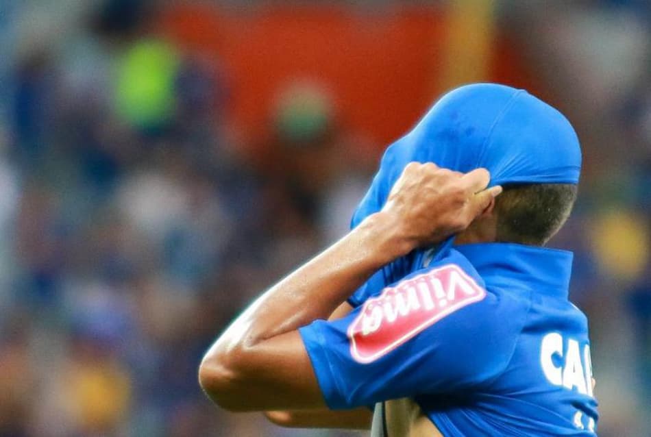 Ramón Ábila justifica pênalti perdido em empate do Cruzeiro com a Chape