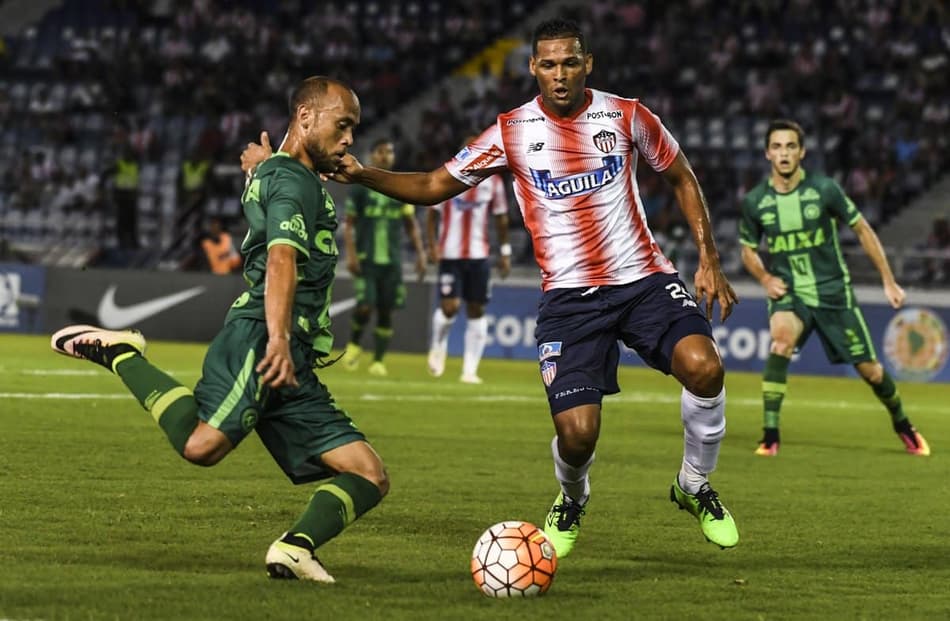 Fora de casa, Chapecoense é derrotada pelo Junior Barranquilla