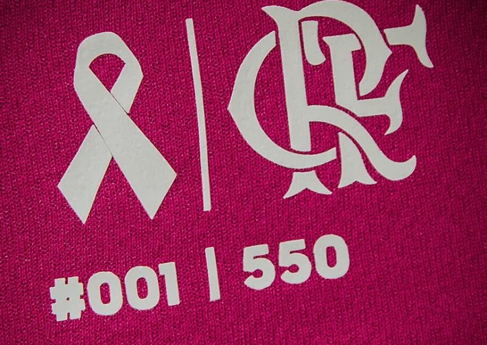Fla e Coritiba terão camisas rosas em conscientização sobre o câncer de mama