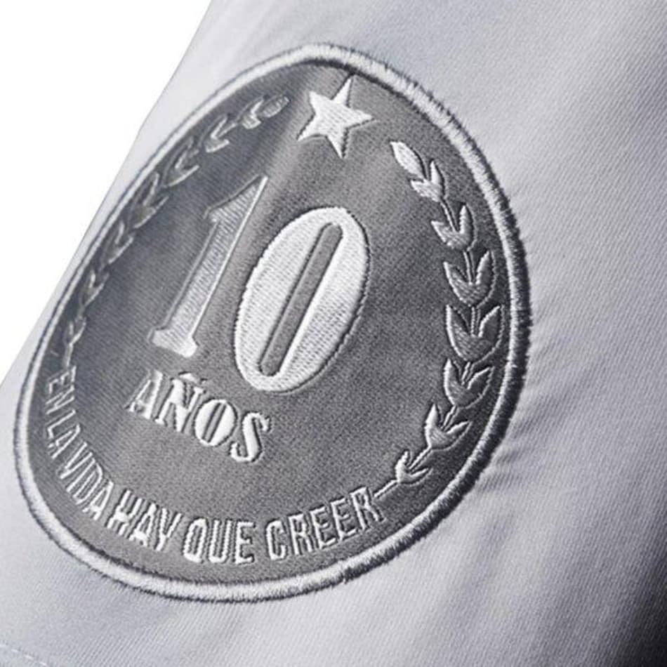 Estudiantes lança camisa em homenagem aos dez anos do Apertura 2006