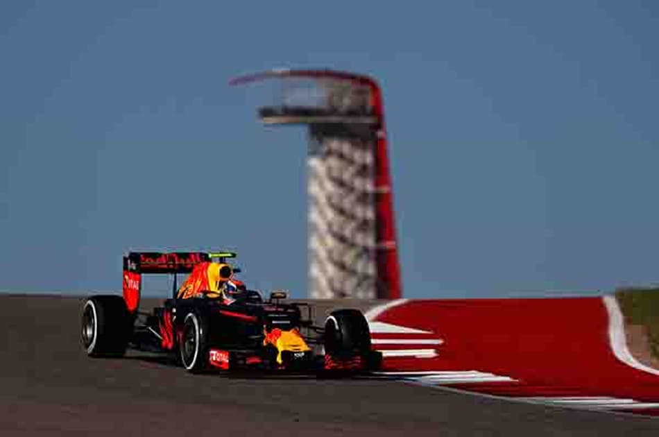 Verstappen comanda dobradinha da Red Bull em último treino livre