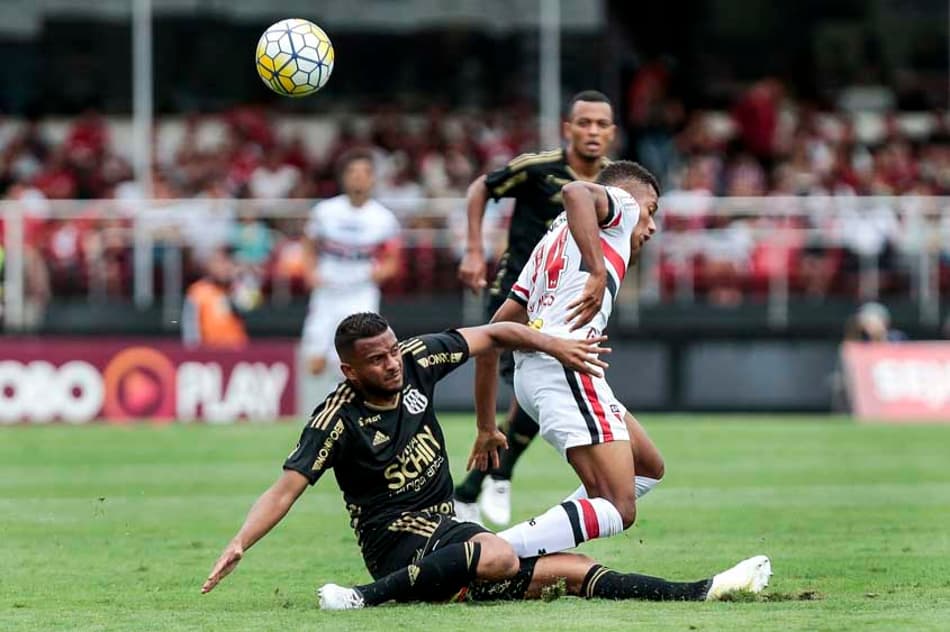 Ponte Preta lamenta chances desperdiçadas na derrota para o Tricolor