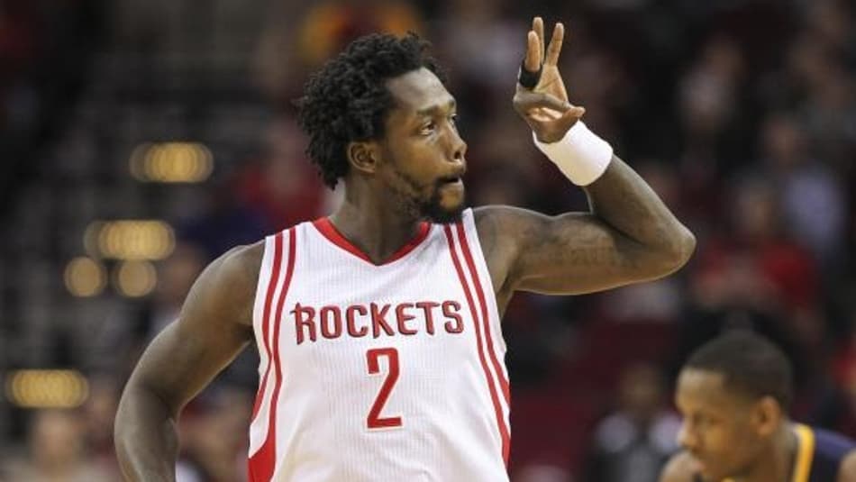 Patrick Beverley lesiona joelho e desfalca Houston Rockets por até dois meses