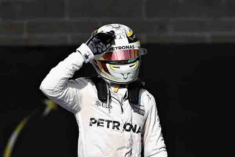 Hamilton vence em Austin e deixa o campeonato vivo