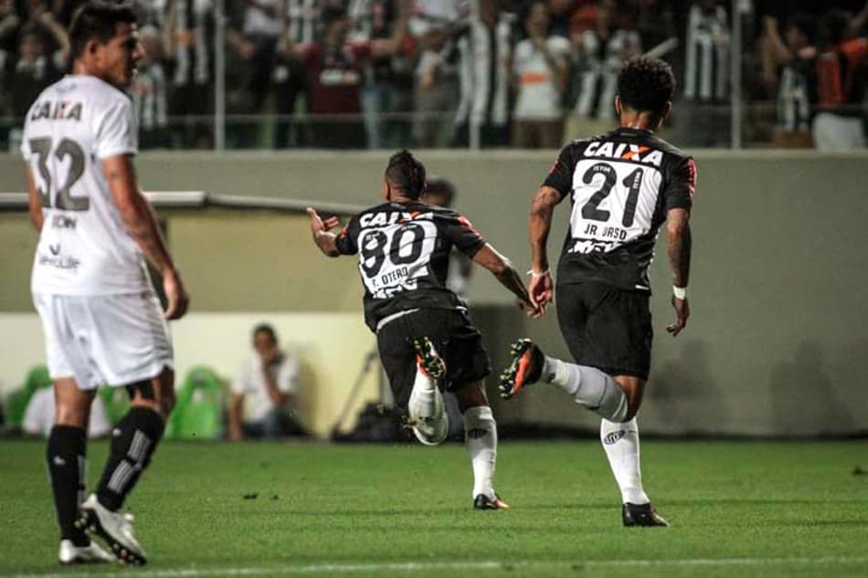 Blog do Salata: 'Galo, oito, rodada número 33: agora vai?'