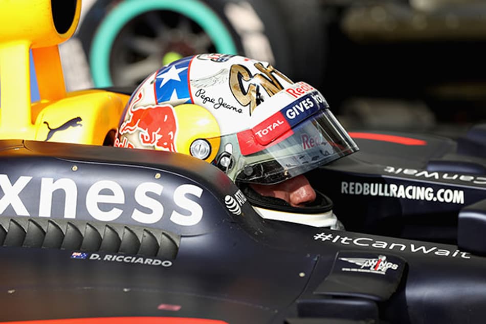 Daniel Ricciardo esperava uma "boa briga" com Nico Rosberg