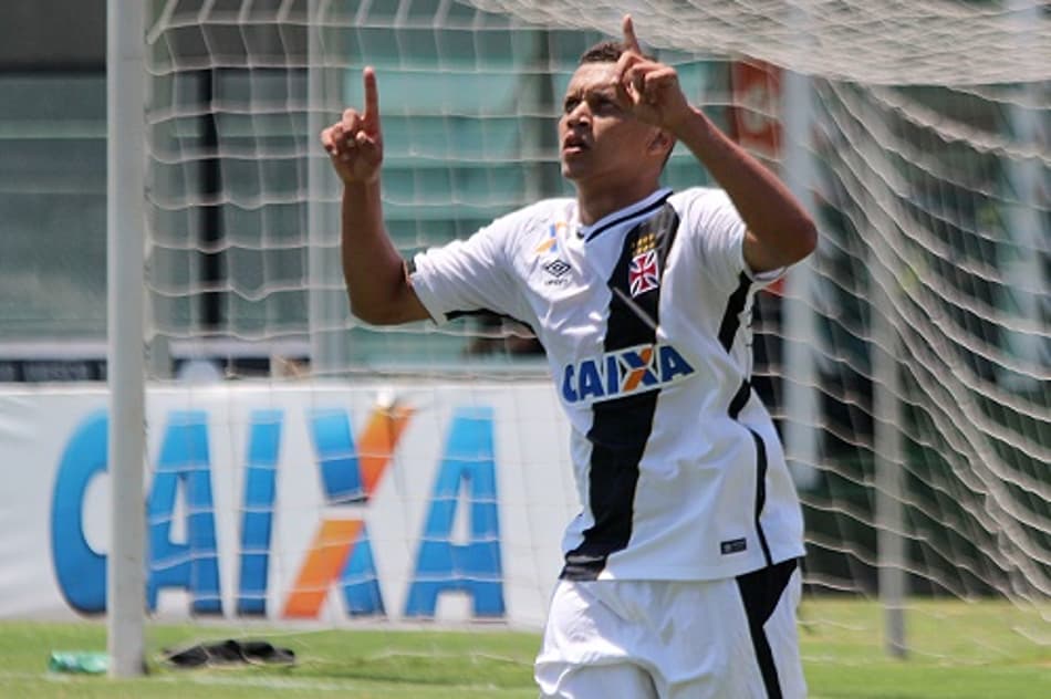 Jogadores recém-contratados pelo Vasco vão ganhando espaço nos juniores