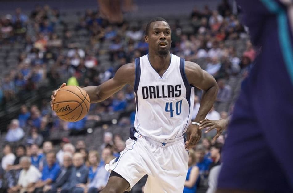 Técnico do Dallas Mavericks minimiza más atuações de Harrison Barnes na pré-temporada
