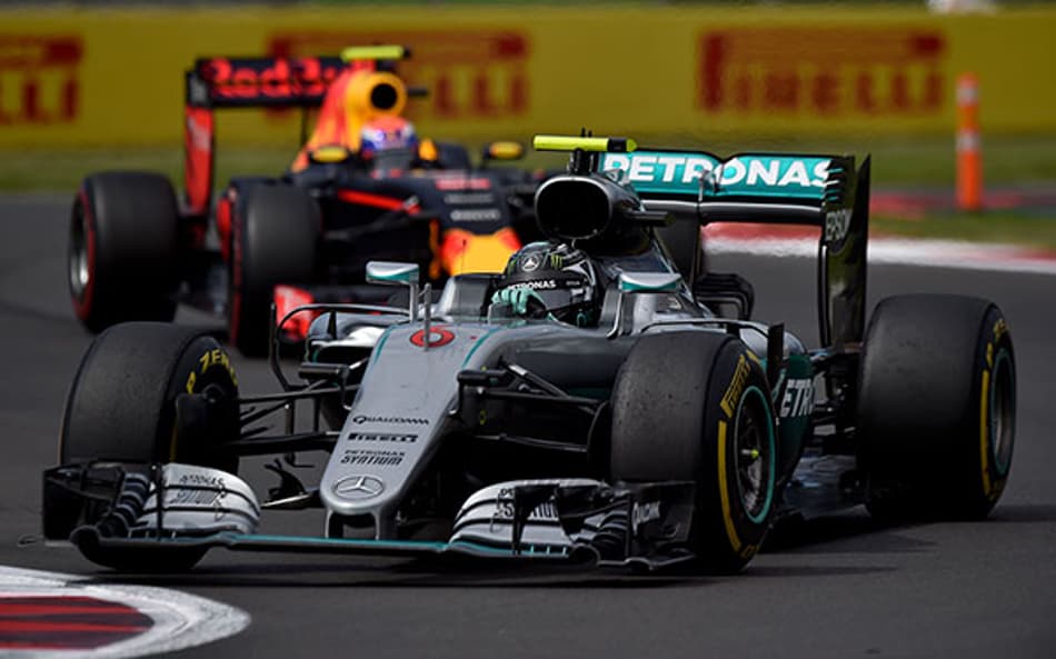 Rosberg: Verstappen é o piloto mais chato de se encontrar na pista