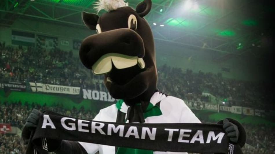 Borussia Mönchengladbach adotou o apelido 'Um time alemão' dado pelo Celtic (Foto: Reprodução / Twitter)