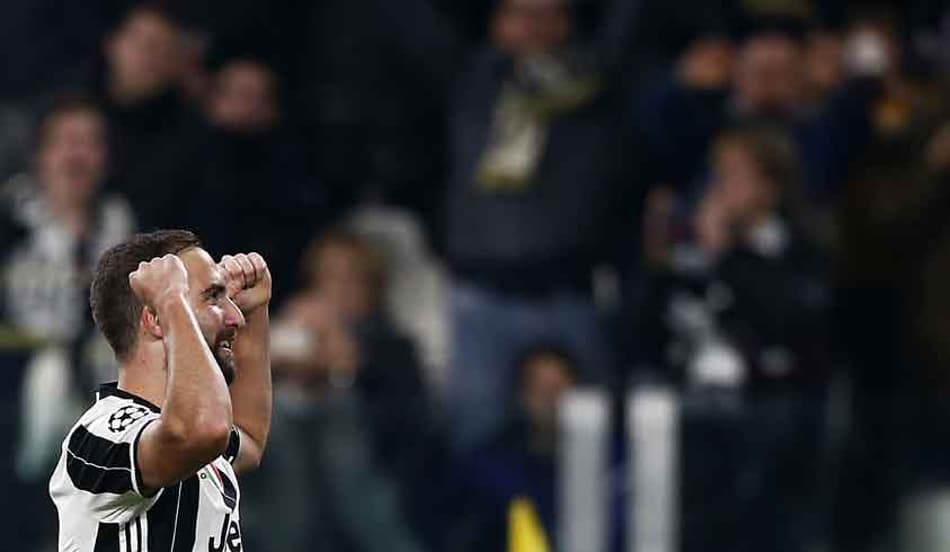 Higuaín dá forte declaração sobre a disputa do campeonato italiano