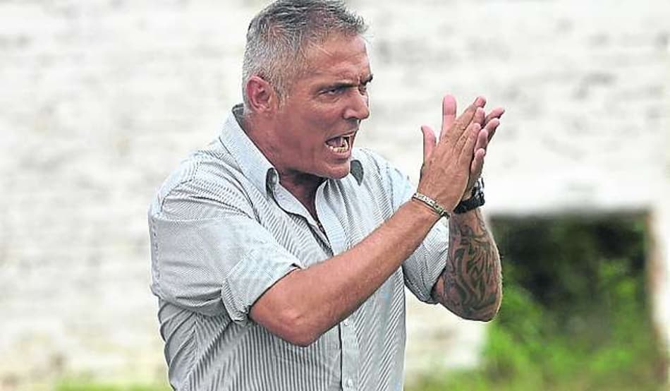 Em crise, Arsenal de Sarandí demite técnico Sergio Rondina