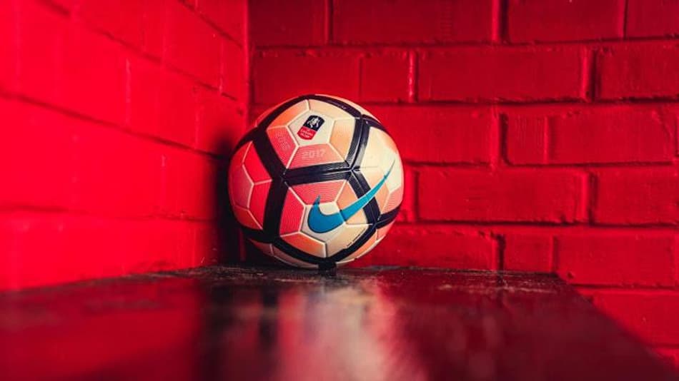 Nike lança nova bola da FA Cup. Veja detalhes!