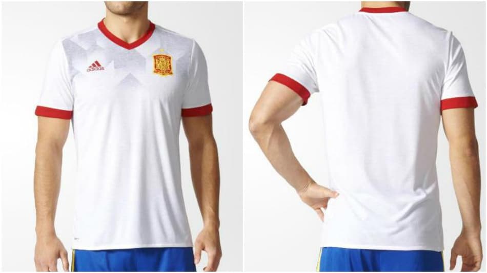 Adidas revela nova camisa de aquecimento da Espanha
