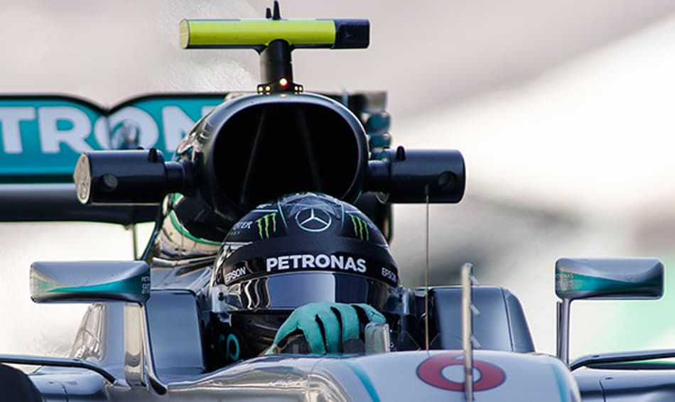 Rosberg destaca a simulação de prova, mas se preocupa com mudanças climáticas