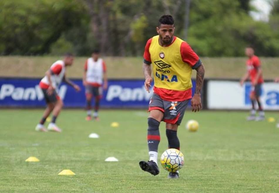 Atlético-PR deseja confirmar a vaga para a Libertadores já contra o Corinthians