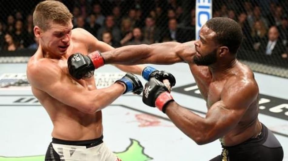 Woodley revela frustração por ter emprestado cinturão a McGregor
